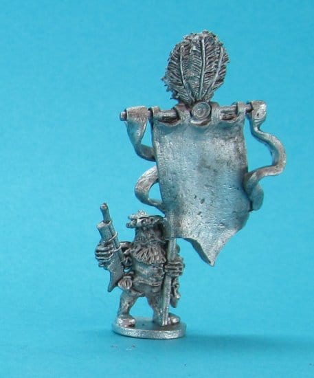 Ral Partha Dwarf Gunnery Standard 1