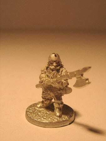 Ral Partha Dwarf with two-handed Poleaxe