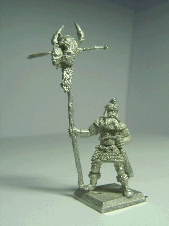 Ral Partha Reaver Standard Bearer