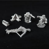 2 Dwarves with Hornet Crossbow