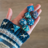 Chessex Mega‑Hedral - Festive Waterlily/white Dice Set (20mm)