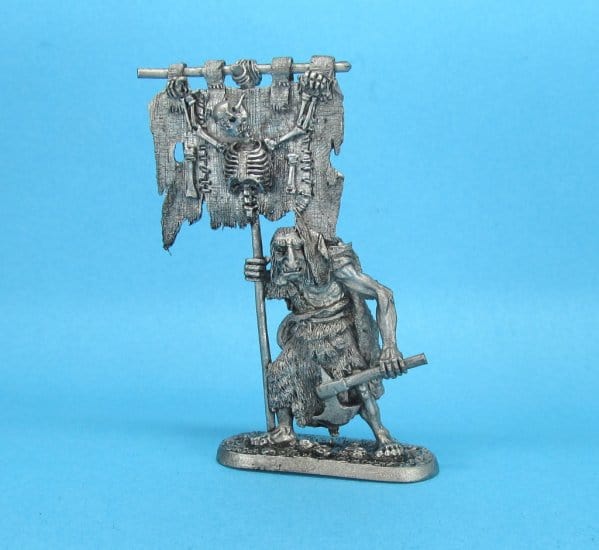 Ral Partha Bob Olleys Trolls - Standard Bearer