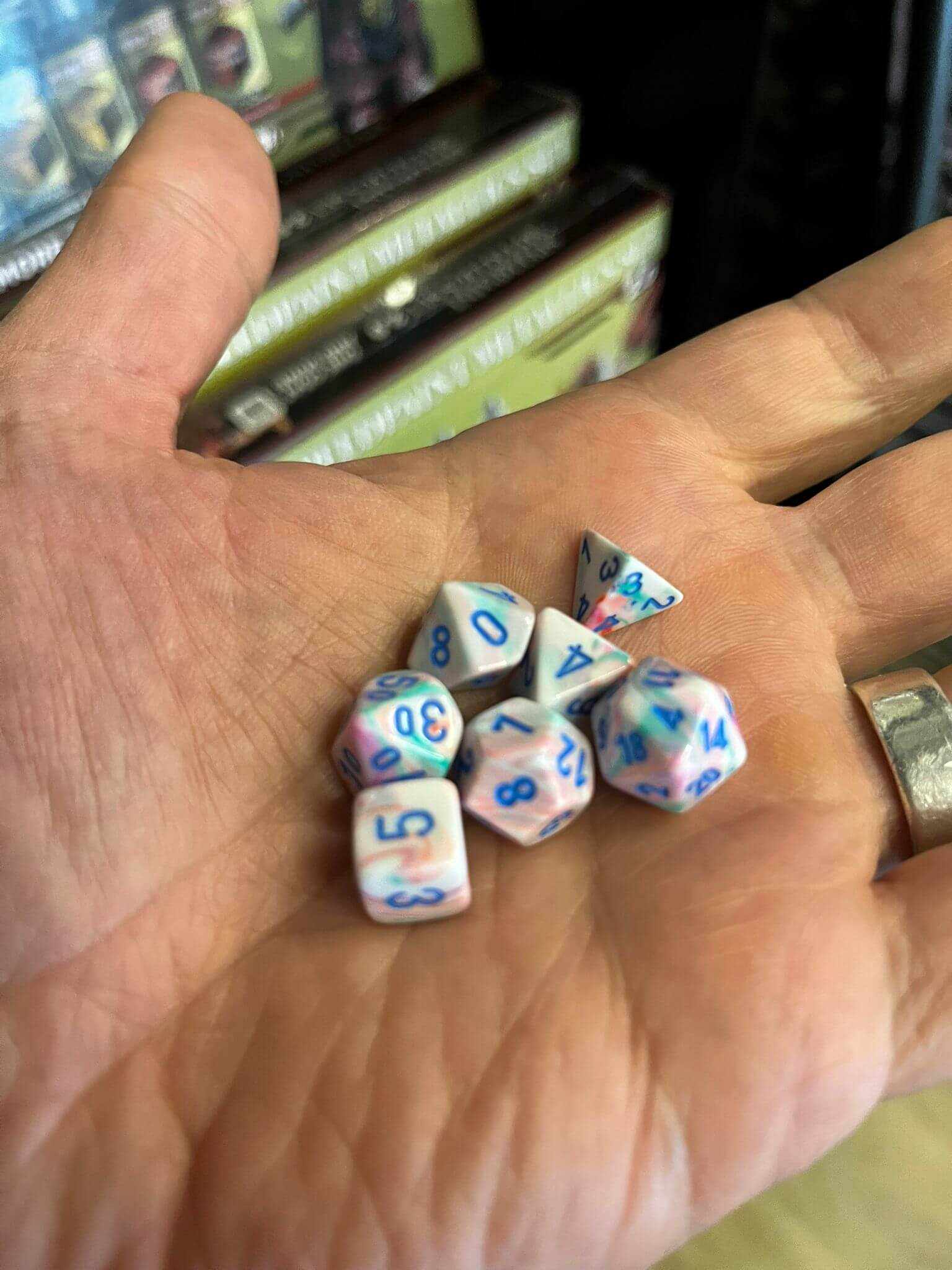 Chessex Chessex Festive Pop Art/Blue 7er MINI Set