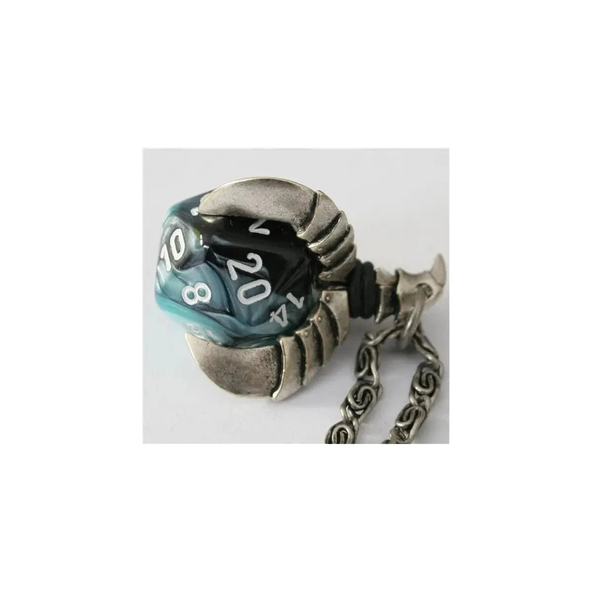 Chessex Chessex Silberner Anhänger W20 Mit Kette