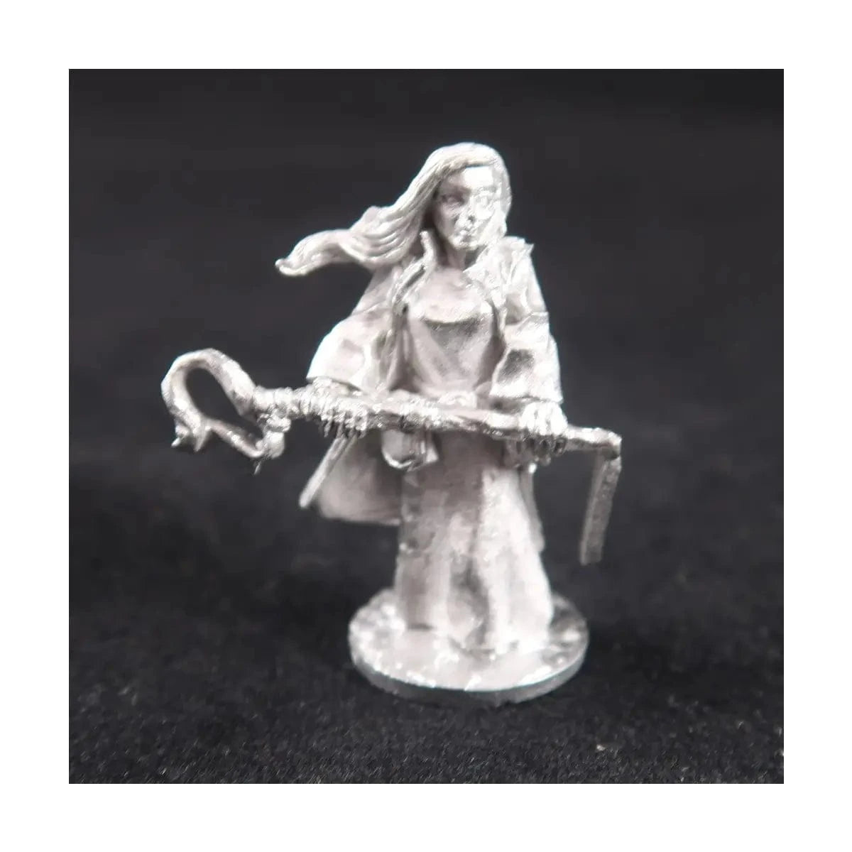 Ral Partha Druidess Erasumische Heilzauberin