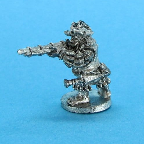 Ral Partha Dwarf Gunner 4