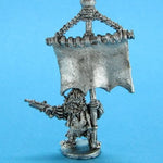 Ral Partha Dwarf Gunnery Standard 2