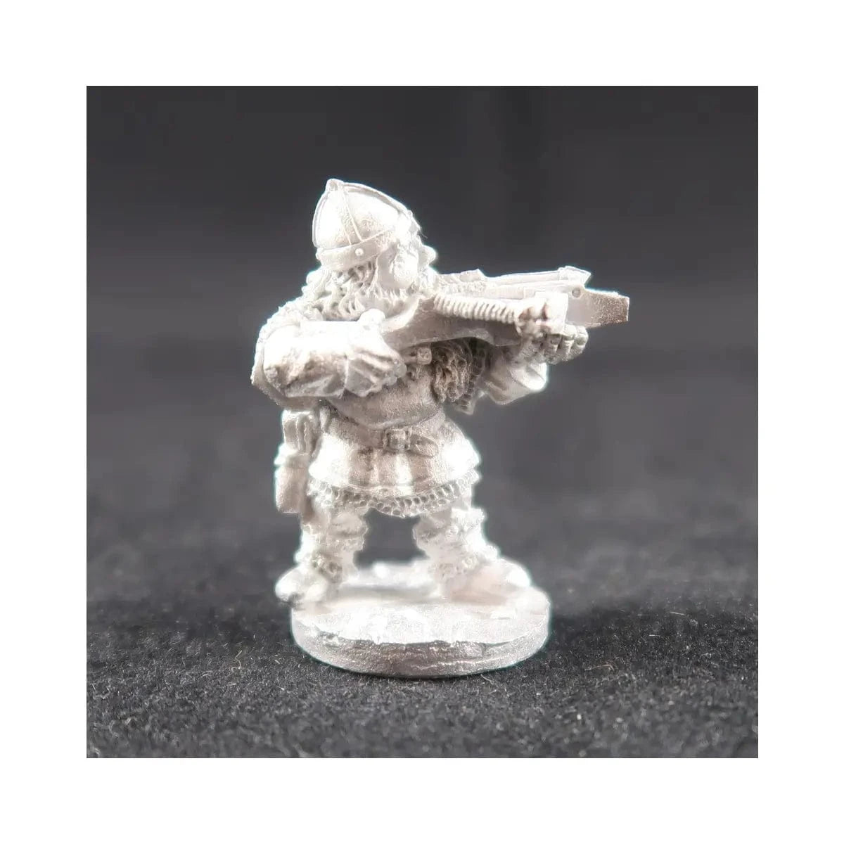 Ral Partha Dwarf with Crossbow