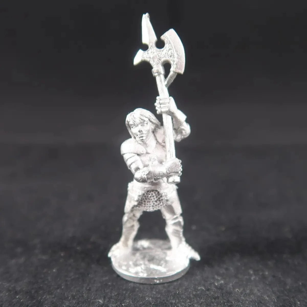 Ral Partha Female Paladin Kindra Brighthelm