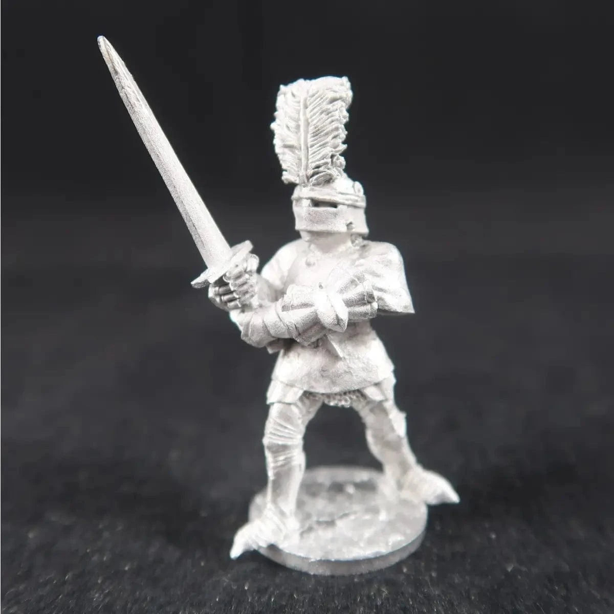Ral Partha Garetian Guard Commander with great Sword