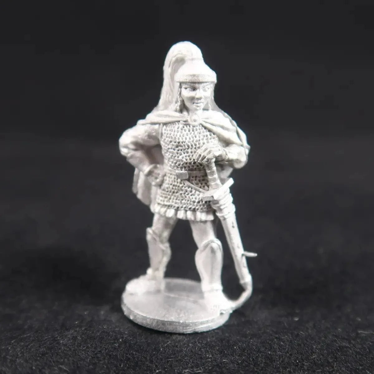 Ral Partha Male Cleric of Rondra