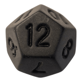 Schwarzer W12 aus Kunststoff