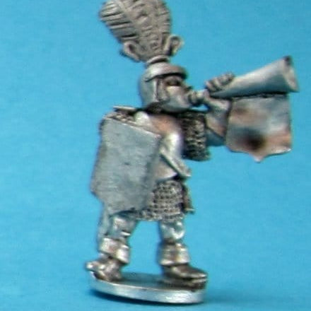 Ral Partha Royal Hornist