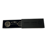 Würfel Stube Schlüsselanhänger - Silber Optik - inkl. Mini Metall Würfel Set - Silber - 6mm